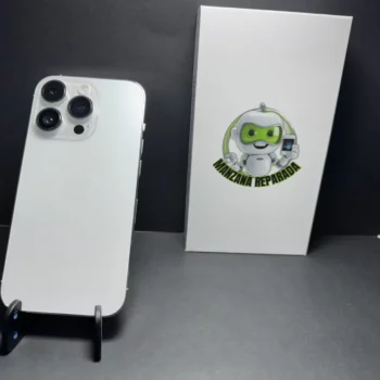 iPhone 14 Pro reacondicionado 128GB color blanco con Dynamic Island, pantalla OLED de 6,1 pulgadas y cámara de 48 MP