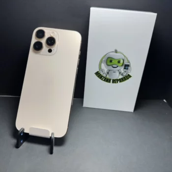 iPhone 16 Pro Max reacondicionado 256GB color desierto con pantalla Super Retina XDR y chip A18 Pro